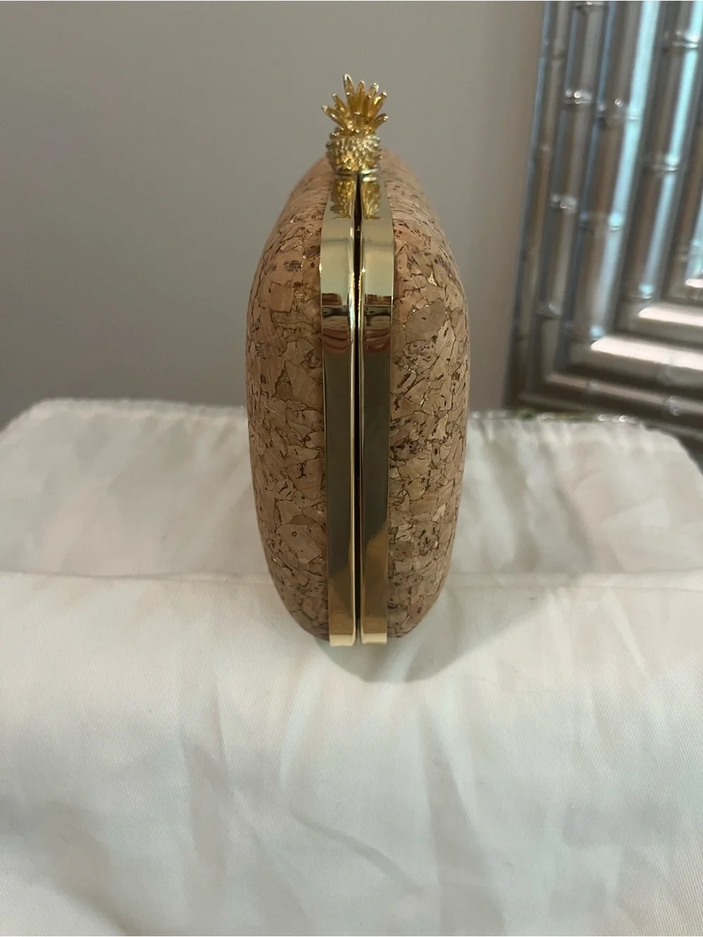 N/A elegant cork